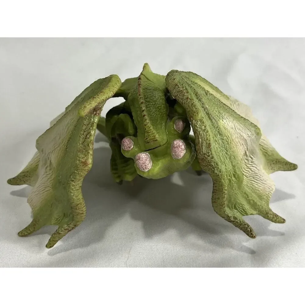 Schliech Dragons Baby Nugur Green Figure Crystal Rare Fantasy UEC